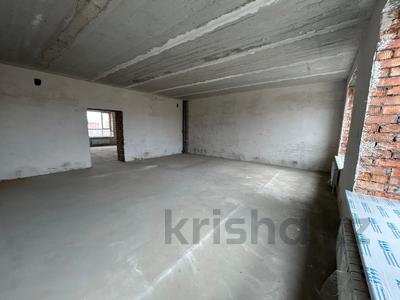 4-комнатная квартира · 126.5 м² · 3/5 этаж, Есенберлина 5/1 за 58 млн ₸ в Усть-Каменогорске