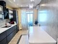 4-комнатная квартира · 137.2 м² · 17/22 этаж, мкр Самал-2 97б за 146 млн ₸ в Алматы, Медеуский р-н — фото 18