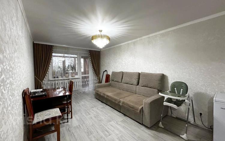 3-бөлмелі пәтер · 63 м² · 3/5 қабат, мкр Юго-Восток, ул. Муканова — Сатыбалдина, бағасы: 24.5 млн ₸ в Караганде, Казыбек би р-н — фото 2