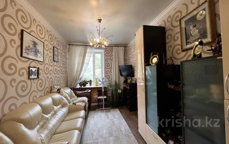 3-бөлмелі пәтер · 65.8 м² · 2/4 қабат, Жаңа қала ш/а., Назарбаева, бағасы: 27.5 млн ₸ в Караганде, Казыбек би р-н — фото 2