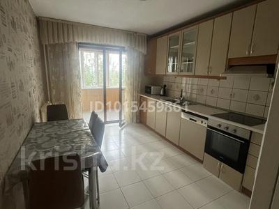 4-бөлмелі пәтер · 115 м² · 3/9 қабат, Мкр Самал 10 — Республика, бағасы: 360 000 ₸ в Астане, Сарыарка р-н