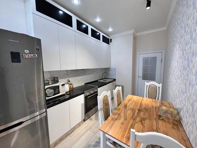 Продажа квартир в Астане: 2-комнатная квартира · 70.5 м² · 6/8 этаж, Мәңгілік Ел 42а за 43 млн 〒 2-комнатная квартира · 70.5 м² · 6/8 этаж, Мәңгілік Ел 42а за 43 млн 〒 в Астане, Есильский р-н