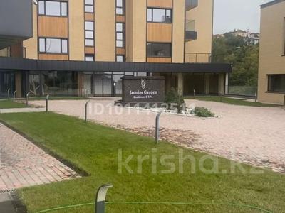 4-бөлмелі пәтер · 197 м² · 2/3 қабат, Оспанова 91, бағасы: 334 млн ₸ в Алматы, Медеуский р-н