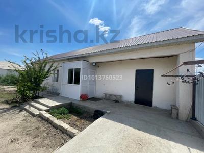 Отдельный дом · 2 комнаты · 70.2 м² · 10 сот., мкр Томарлы, Муса кенжеахметов 16 за 270 000 ₸ в Атырау