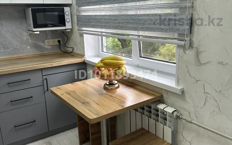3-бөлмелі пәтер · 58 м² · 5/5 қабат, 11-шағынаудан 186а — Рядом 40-я школа, бағасы: 26 млн ₸ в Шымкенте, Енбекшинский р-н — фото 15