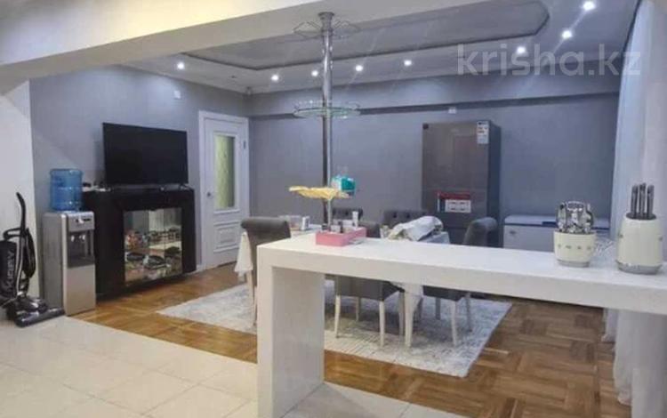 5-бөлмелі пәтер · 170 м² · 3/9 қабат, Серкебаева, бағасы: 136 млн ₸ в Алматы, Бостандыкский р-н — фото 9