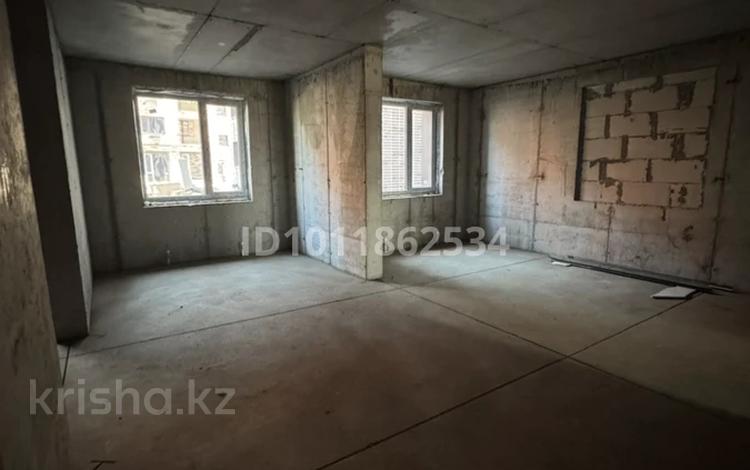 3-бөлмелі пәтер · 90 м² · 2/6 қабат, Халиулина 140/5, бағасы: 60 млн ₸ в Алматы, Медеуский р-н — фото 7