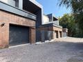 5-комнатная квартира · 220 м² · 1/2 этаж, мкр Михайловка , Сейфуллина — ул. Аманжолова за 98 млн ₸ в Караганде, Казыбек би р-н — фото 4