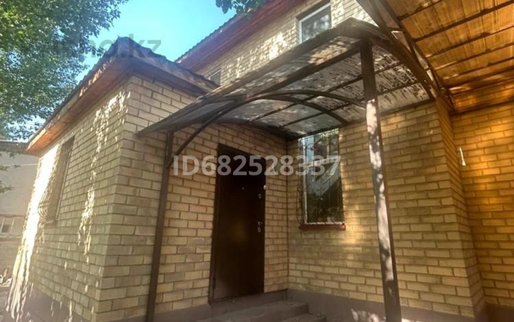Жеке үй · 6 бөлме · 300 м² · 10 сот., Баганалы — Жумабаева, бағасы: 135 млн ₸ в Астане, Алматы р-н — фото 15