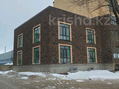 Коммерциялық жылжымайтын мүлік в Западно-Казахстанской обл.: Еркін · 330 м², бағасы: 90 млн 〒 Еркін · 330 м², бағасы: 90 млн 〒 в Уральске