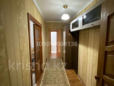 3-бөлмелі пәтер · 65 м² · 4/5 қабат, 15 микрорайон 9 — Океан, бағасы: 230 000 ₸ в Семее