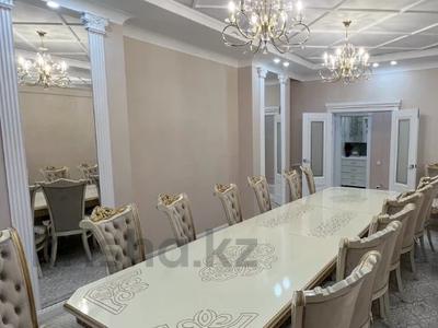 5-комнатная квартира · 125 м² · 7/22 этаж, мкр Юго-Восток, проспект Шахтеров за 65 млн 〒 в Караганде, Казыбек би р-н