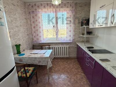 2-комнатная квартира · 56 м² · 10/11 этаж, Докучаева за 15.5 млн 〒 в Семее