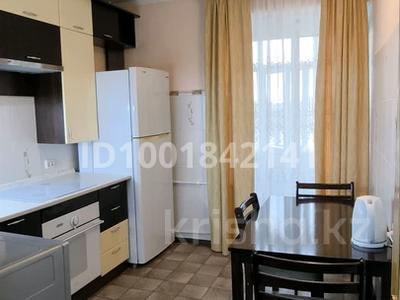 Аренда квартир в Карагандинской обл.: 2-комнатная квартира · 50 м² · 7/9 этаж, мкр Юго-Восток, Муканова 18 за 180 000 〒 2-комнатная квартира · 50 м² · 7/9 этаж, мкр Юго-Восток, Муканова 18 за 180 000 〒 в Караганде, Казыбек би р-н