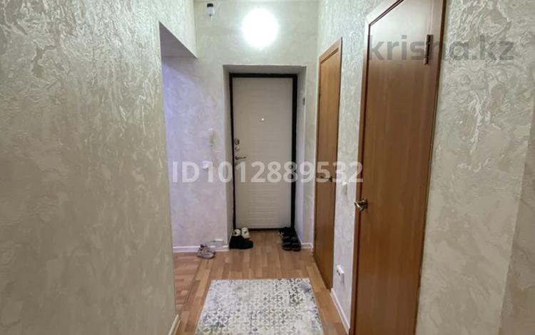 2-бөлмелі пәтер · 56.3 м² · 3/5 қабат, Молдагуловой 17/3, бағасы: 26.5 млн ₸ в Усть-Каменогорске — фото 2
