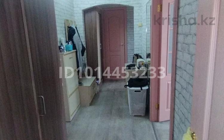 2-комнатная квартира · 54 м² · 10/10 этаж, мкр Юго-Восток, Мкр Юго-Восток, 28й микрорайон 11/2 за 22.5 млн ₸ в Караганде, Казыбек би р-н — фото 6