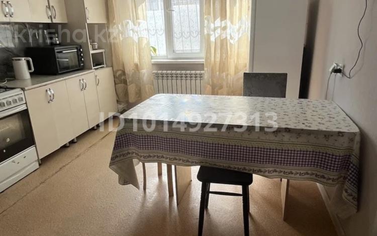 3-комнатная квартира · 76 м² · 1/5 этаж, мкр Жас Канат 1/65 за 290 000 ₸ в Алматы, Турксибский р-н — фото 2