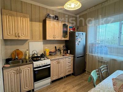 2-бөлмелі пәтер, 54 м², 3/5 қабат, кошкарбаева 113б, бағасы: 17.5 млн 〒 в Кокшетау