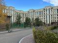 4-комнатная квартира, 225 м², 2/6 этаж, Сыганак 14 за 146 млн 〒 в Астане, Есильский р-н