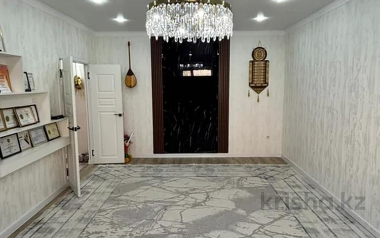 2-комнатная квартира · 69 м² · 2/6 этаж, 38-й мкр 4 за 23 млн ₸ в Актау — фото 9