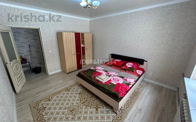 2-бөлмелі пәтер · 76 м², 17-ш/а., 27 45, бағасы: 2 000 ₸ в Актау, 17-й мкр — фото 2