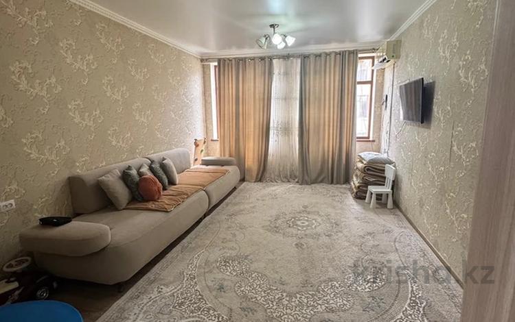 3-бөлмелі пәтер · 88 м² · 4/4 қабат, 17-шағынаудан 27 — Еримбетова, бағасы: 35 млн ₸ в Шымкенте, Аль-Фарабийский р-н — фото 2