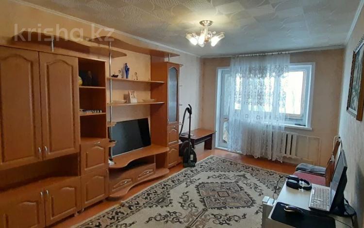 2-комнатная квартира, 45 м², 5/5 этаж, Пришахтинск, 23й микрорайон 31 за 9.5 млн 〒 в Караганде, Алихана Бокейханова р-н — фото 2