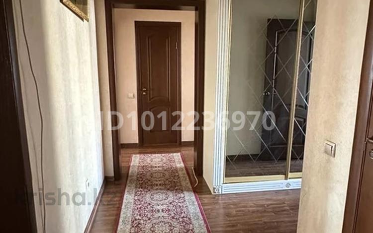 3-бөлмелі пәтер · 88 м² · 4/10 қабат, мкр Акбулак, мкр Акбулак, ул. Чуланова 145 — Т. Рыскулова- Б. Момышулы, бағасы: 50 млн ₸ в Алматы, Алатауский р-н — фото 2