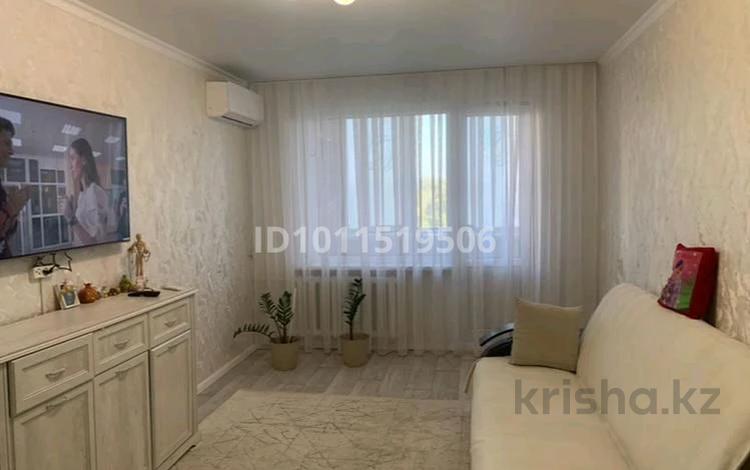 2-комнатная квартира · 45 м² · 5/5 этаж, проспект Абая 107 — Универмаг за ~ 16.5 млн ₸ в Уральске — фото 2