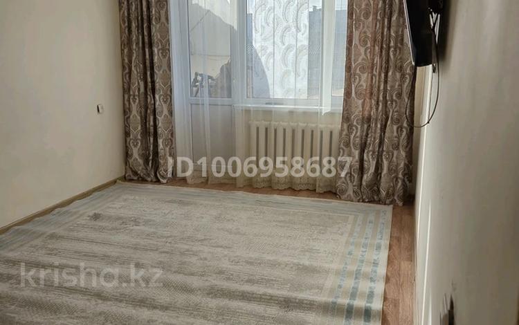 1-комнатная квартира · 32 м² · 4/5 этаж, Есенберлина — Дом одежды за 120 000 〒 в Жезказгане — фото 2