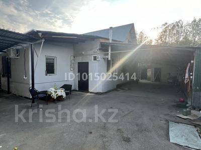Отдельный дом · 3 комнаты · 100 м² · 8 сот., мкр Улжан-1 38 — Жалбаз мед, соседи за 70 млн ₸ в Алматы, Алатауский р-н