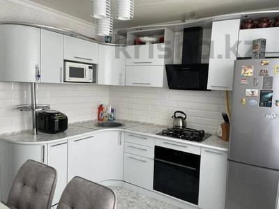Продажа квартир в Костанайской обл.: 2-комнатная квартира · 64.8 м² · 3/4 этаж, Нурай за 28.8 млн 〒 2-комнатная квартира · 64.8 м² · 3/4 этаж, Нурай за 28.8 млн 〒 в