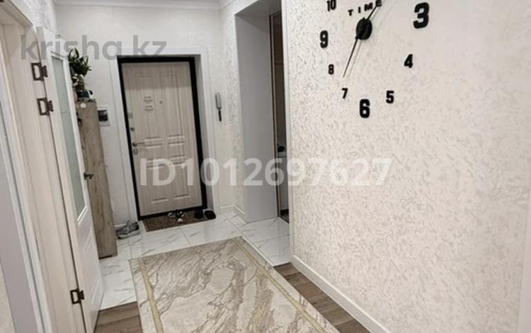 4-комнатная квартира · 110 м² · 3/5 этаж, мкр. Алтын орда 10Л за 47 млн ₸ в Актобе — фото 2