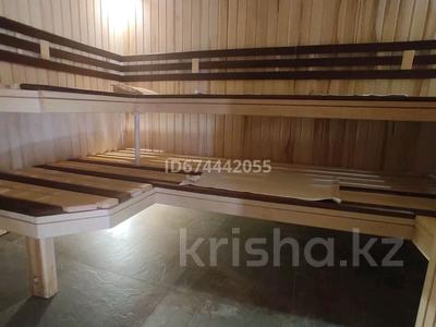 Отдельный дом · 11 комнат · 343 м² · 19 сот., Советов 2-я 17 — Кудайбердиева за 200 млн ₸ в Павлодаре
