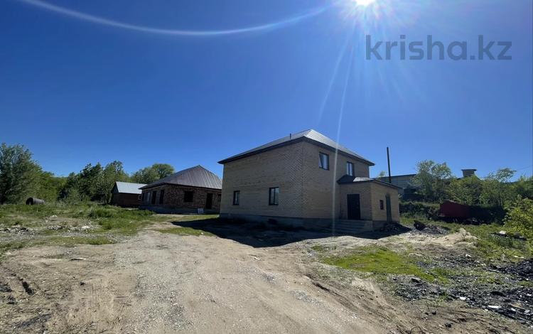 Отдельный дом · 5 комнат · 220 м² · 10 сот., Дружбы Народов 12/6 за 79.9 млн ₸ в Усть-Каменогорске — фото 68