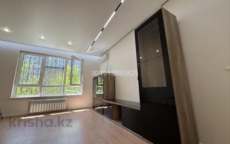 2-бөлмелі пәтер · 63 м² · 3/12 қабат, мкр Аккент 26, бағасы: 300 000 ₸ в Алматы, Алатауский р-н — фото 2