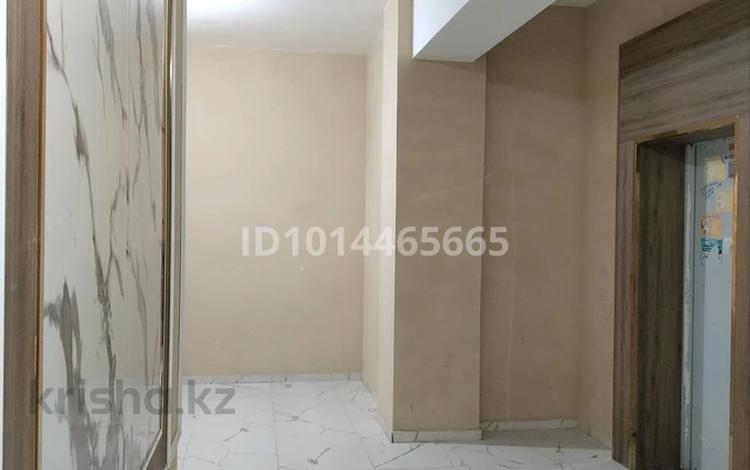 2-бөлмелі пәтер · 65.5 м² · 4/16 қабат, 17-ш/а. 87/4, бағасы: 14 млн ₸ в Актау, 17-й мкр — фото 3