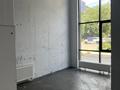Свободное назначение, общепит, салоны красоты, фитнес и спорт, медцентры и аптеки, образование, развлечения, конференц-залы, кабинеты и рабочие места, студии · 183 м² за 2.3 млн ₸ в Алматы, Бостандыкский р-н — фото 9