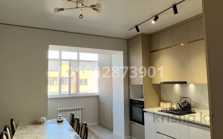 3-бөлмелі пәтер · 96.4 м² · 5/5 қабат, мкр. Алтын орда 360а, бағасы: 37.3 млн ₸ в Актобе — фото 2