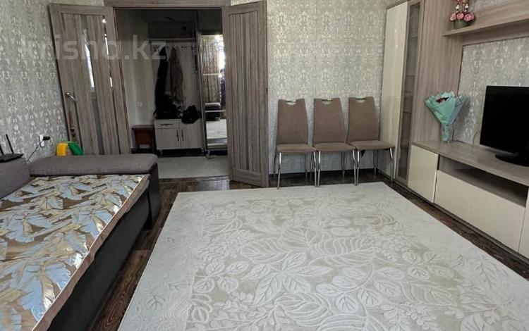 2-комнатная квартира · 64 м² · 6/9 этаж, Есенберлина за 28.5 млн ₸ в Усть-Каменогорске — фото 6