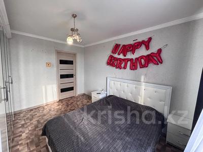 2-комнатная квартира · 52 м² · 4/9 этаж, Майкудук, 16й микрорайон — 16 микрорайон, 17 микрорайон за 11 млн ₸ в Караганде, Алихана Бокейханова р-н