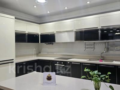 4-комнатная квартира · 154 м² · 1/18 этаж, Аскарова 10 — Саина за 135 млн 〒 в Алматы, Ауэзовский р-н