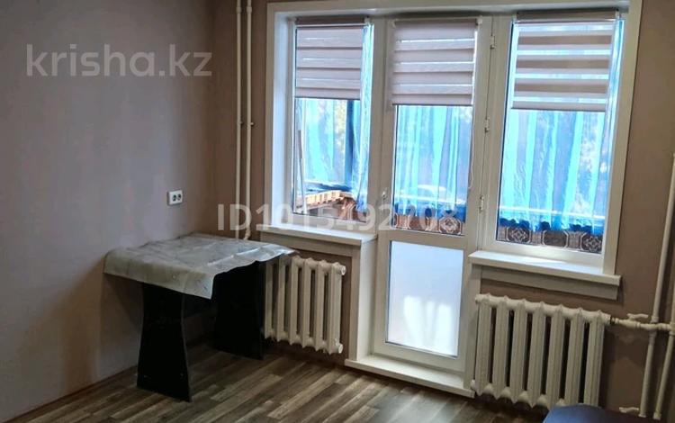 1-комнатная квартира · 32 м² · 2/5 этаж, мкр Новый Город, Ермекова за 160 000 ₸ в Караганде, Казыбек би р-н — фото 2