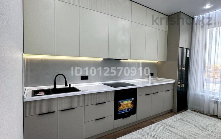 2-комнатная квартира · 65 м² · 7/9 этаж, мкр Шымсити, Байдибек би 241А — Байдибек би проспект за 40 млн ₸ в Шымкенте, Абайский р-н — фото 2