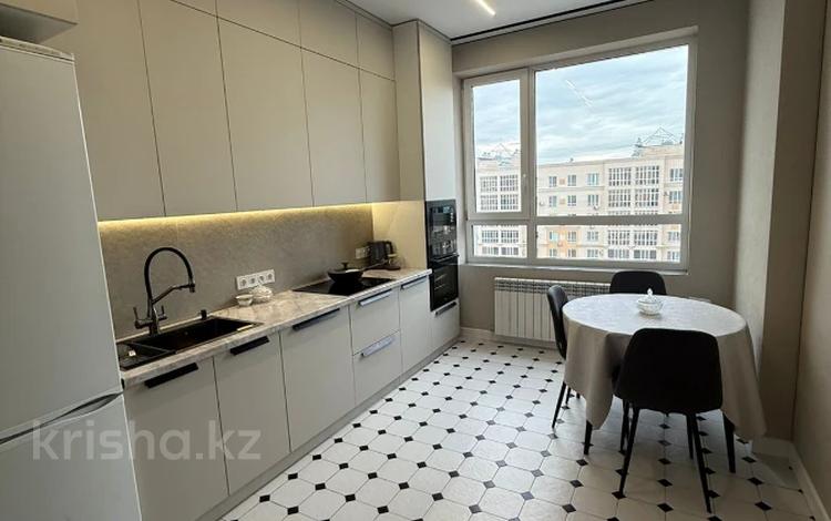 3-комнатная квартира · 80.1 м² · 9/18 этаж, ул. Ашимова за 61 млн ₸ в Караганде, Казыбек би р-н — фото 2
