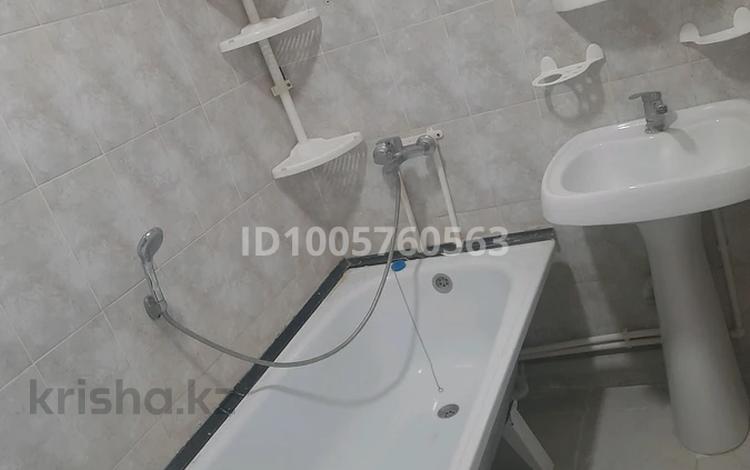 1-комнатная квартира · 38 м² · 3/9 этаж, мкр Береке, Мкр.Береке 22 за 18 млн ₸ в Атырау — фото 3