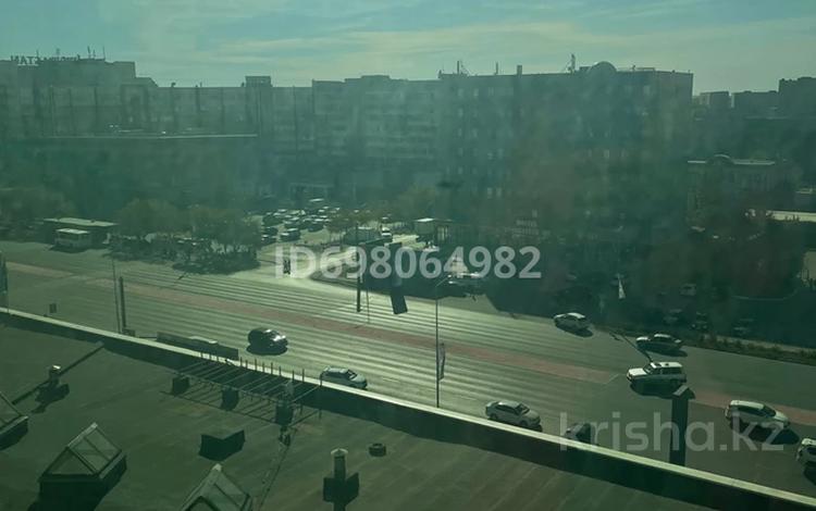 2-комнатная квартира · 68 м² · 9/25 этаж, мкр 11 112б за 26 млн 〒 в Актобе — фото 2