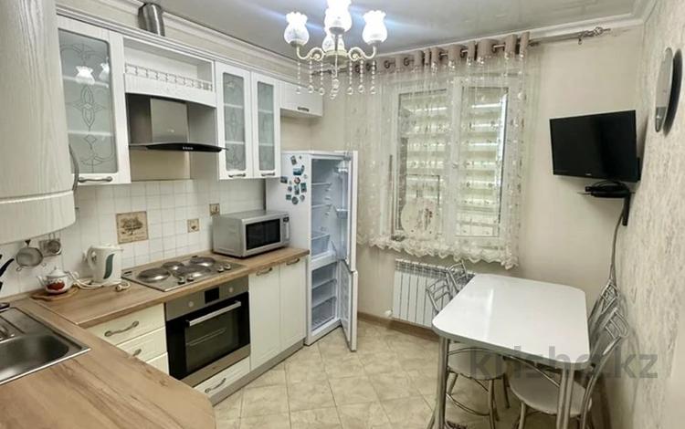 1-бөлмелі пәтер · 32 м² · 2/9 қабат, Керей и Жанибек хандар 12/1 — Сауран, бағасы: 26 млн ₸ в Астане, Есильский р-н — фото 2