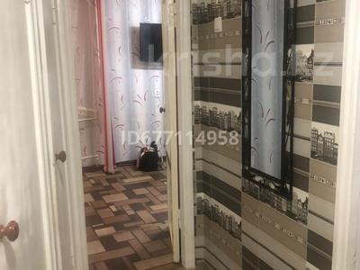 2-бөлмелі пәтер, 43 м², 4/5 қабат, Майкудук, 13й микрорайон 24, бағасы: 9.5 млн 〒 в Караганде, Алихана Бокейханова р-н