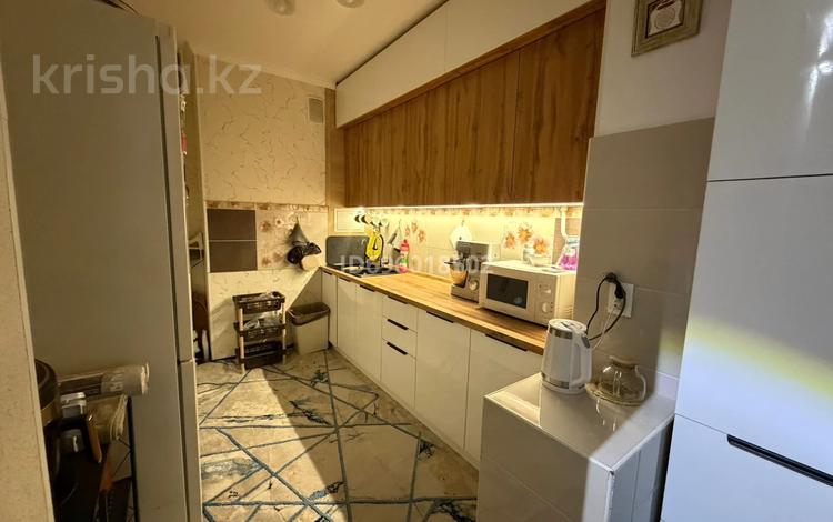 4-бөлмелі пәтер · 94 м² · 3/5 қабат, 8-й мкр 24, бағасы: 28 млн ₸ в Актау — фото 2